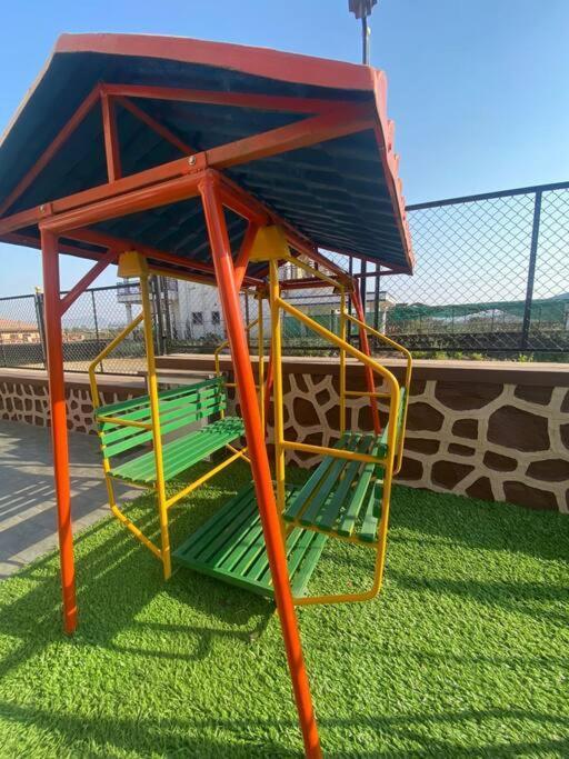 Mount Resorts Lonavala 5 Bhk Luxurious Villa With Private Pool And Full Size Cricket Football Turf מראה חיצוני תמונה