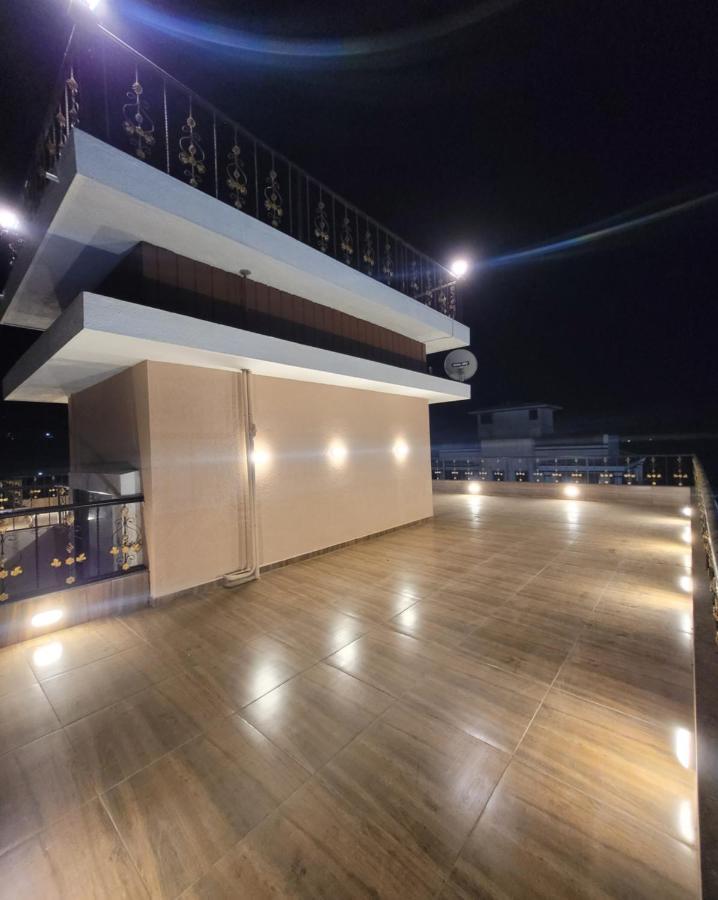 Mount Resorts Lonavala 5 Bhk Luxurious Villa With Private Pool And Full Size Cricket Football Turf מראה חיצוני תמונה